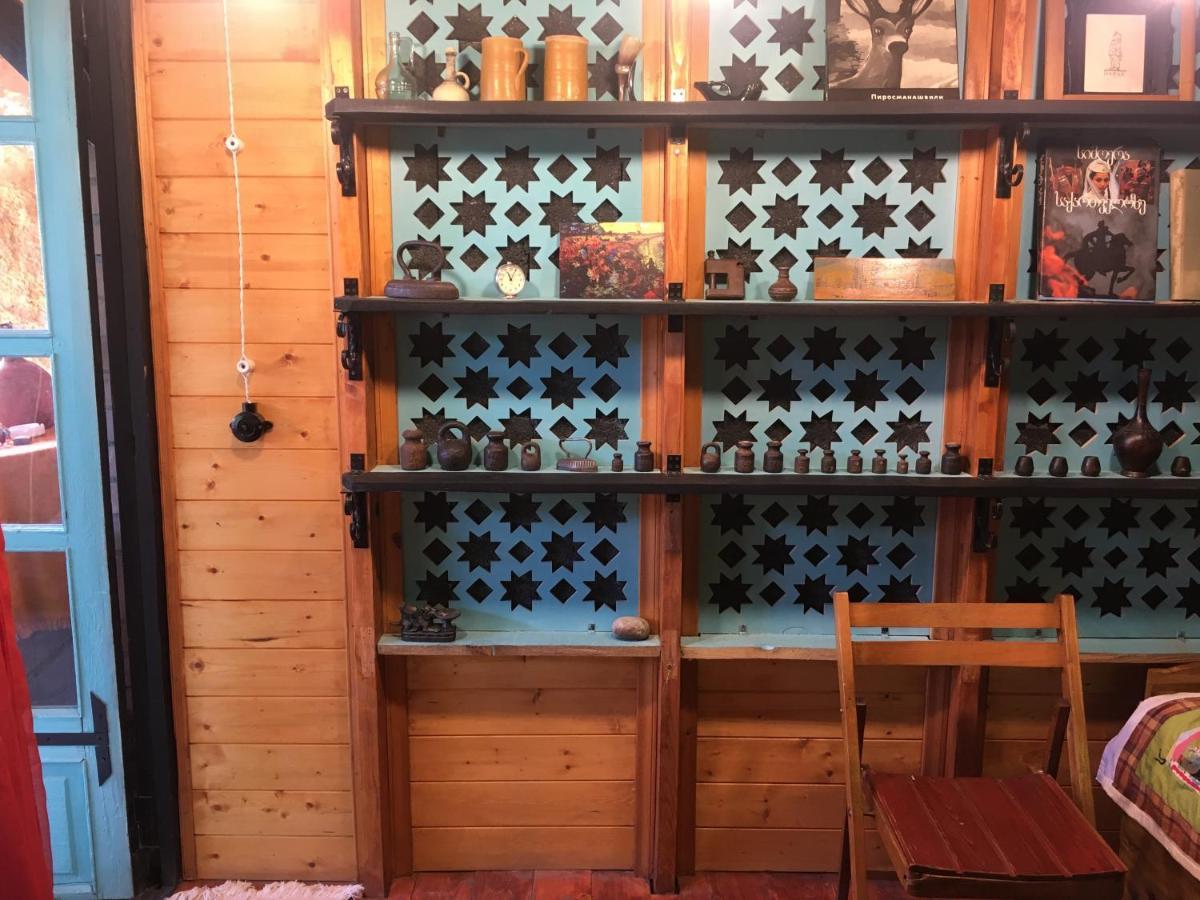 Guesthouse Aisi In Лагодехи Екстериор снимка